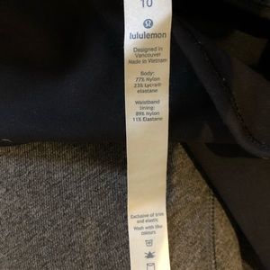 Black lulu lemon leggings